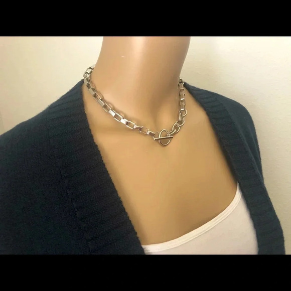 Silver Chunky Link Minimalist Chain Necklace - Picture 6 of 7